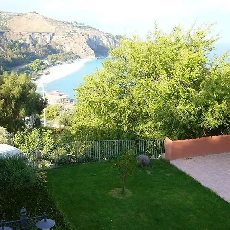 Baia Dell'est Otel Stalettì