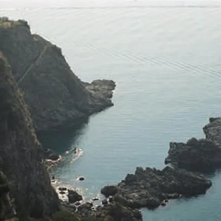 Baia Dell'est