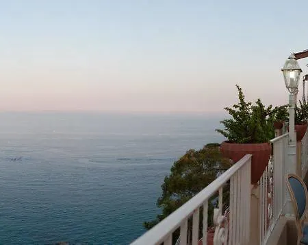 Hotel Baia Dell'est