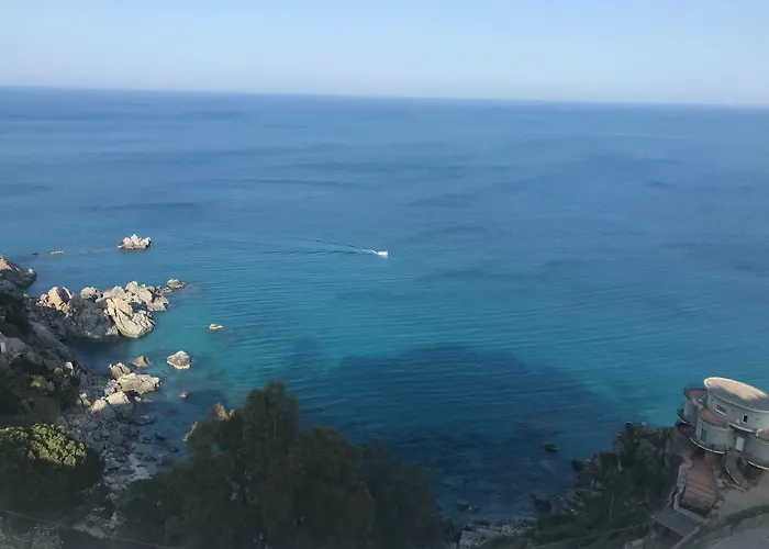 Baia Dell'est Stalettì