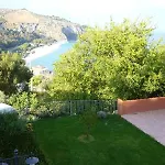 Baia Dell'est Hotel Staletti
