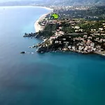 Baia Dell'est Hotel Stalettì