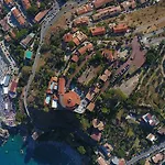 Baia Dell'est 3*