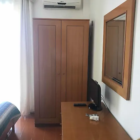 Baia Dell'est Stalettì