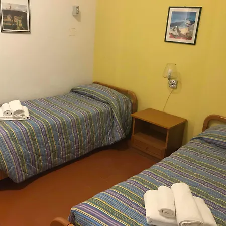 Hotel Baia Dell'est 3*