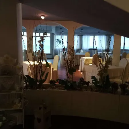 Baia Dell'est Hotel Stalettì