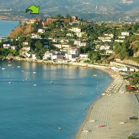 Baia Dell'est ホテル 3*