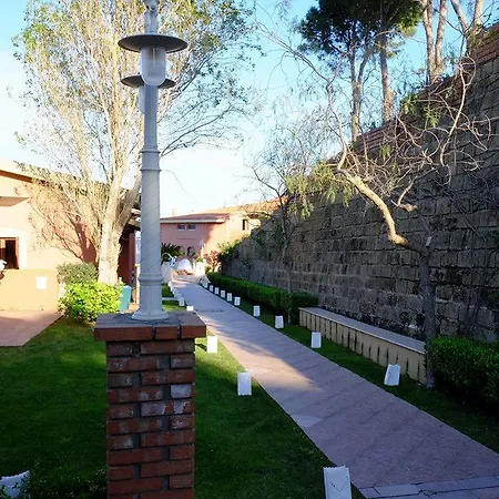 Hotel Baia Dell'est 3*