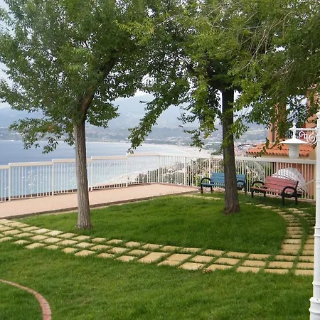 Baia Dell'est 3* Stalettì