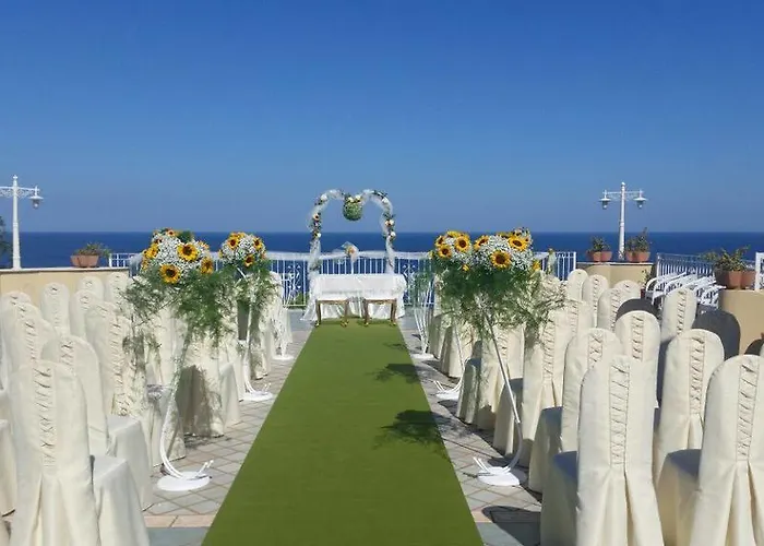 Baia Dell'est 3* Stalettì