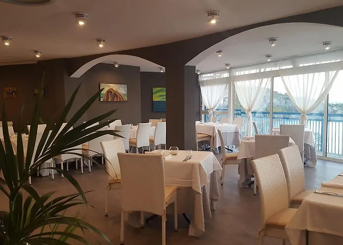 Hotel Baia Dell'est Stalettì